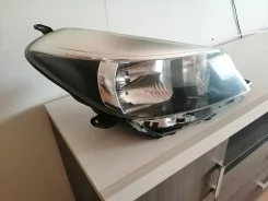 ���� Toyota vitz NCP 131 RS GS 52-236 ����