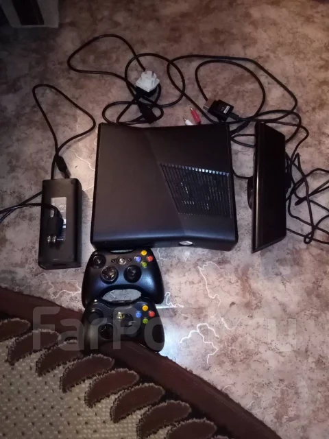 Microsoft Xbox 360 Slim ����