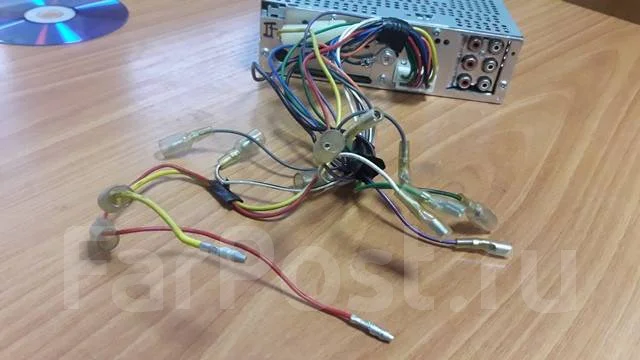 Clarion DB565USB ����