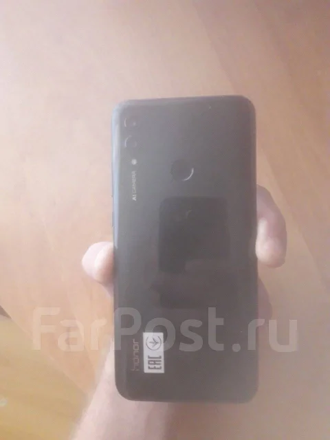 Honor 10 Lite. �/�, ������, 4G LTE, NFC ����