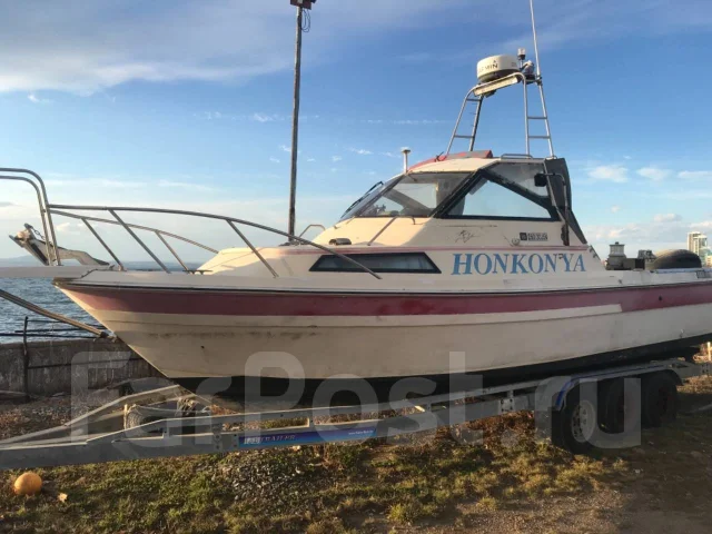 Yamaha F-26. 1990 ���, ����� 8��., ��������� ���������, 300��.�., ������ ����