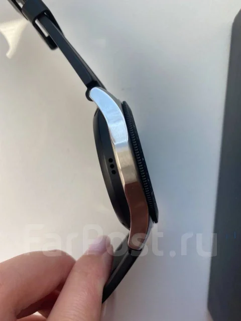 Samsung Galaxy Watch. NFC ����