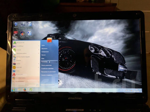 eMachines. 15", 1����, ��� 24 ��, ���� 1���, WiFi: 1, Bluetooth: 1, ����������� �� 3��. ����