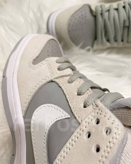 summit white sb dunk