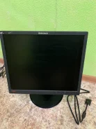 Lenovo. 19" ����