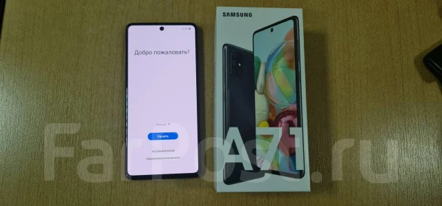 Samsung Galaxy A71. �/�, ������, 4G LTE, Dual-SIM, NFC ����