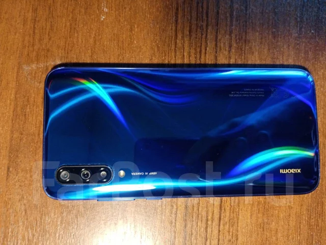 Xiaomi Mi9 Lite. �/�, �����, NFC ����