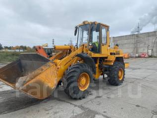 Погрузчики амкодор бу. Погрузчик фронтальный JCB 456 ZX. Погрузчик JCB 456zx. Погрузчик XCMG lw300f. Фронтальный погрузчик JCB 426.