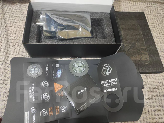 Radeon RX 6800 XT ����