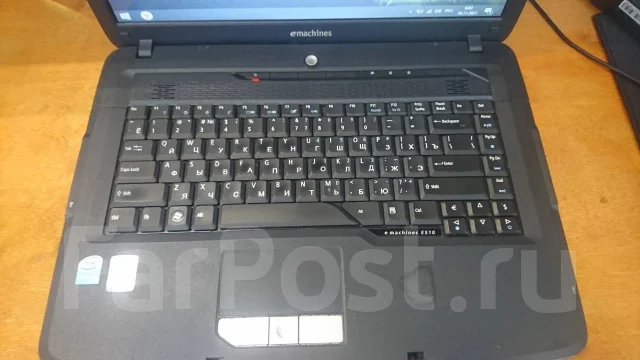 eMachines. 15.6", 2����, ��� 3072 ��, ���� 120���, WiFi: 1, Bluetooth: 1, ����������� �� 1��. ����