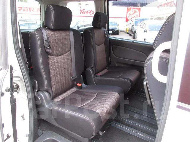 Nissan Serena. �������, ��������, 2.0 (144��.�.), ������, �/�. ��� ����� �� ������������ ����