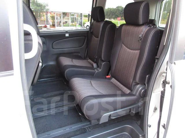 Nissan Serena. �������, ��������, 2.0 (144��.�.), ������, �/�. ��� ����� �� ������������ ����