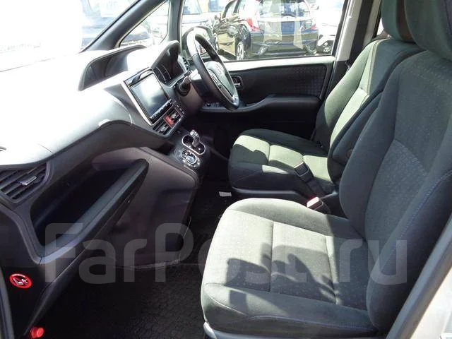 Toyota Voxy. �������, 4wd, 1.8 (99��.�.), ������, �/�. ��� ����� �� ������������ ����