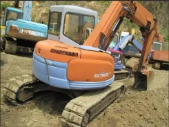 Hitachi EX75 ����