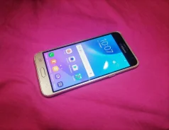 Samsung Galaxy J3 2016. �/� ����
