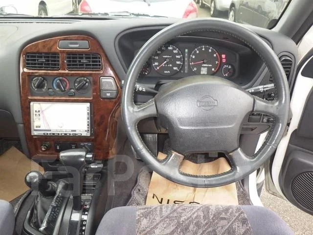 Nissan Terrano. �������, 4wd, 3.3, ������, 82 000����. ��, �/�, ��� ���. ��� ����� �� ������������ ����