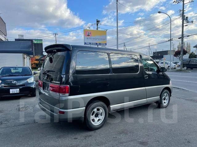 Toyota Hiace Regius. �������, 4wd, 3.0, ������, 121 000����. ��, �/�, ��� ���. ��� ����� �� ������������ ����