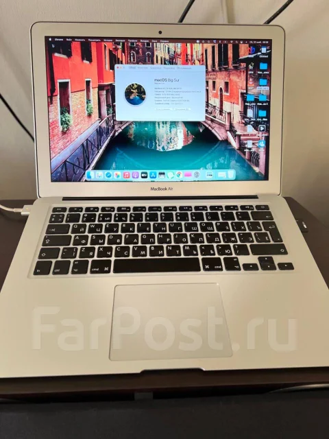 Apple MacBook Air 13 2013 Mid MD761. 13", 1,3����, ��� 4 ��, ���� 128���, WiFi: 1, Bluetooth: 1, ����������� �� 4��. ����
