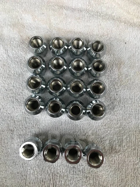 Replay INF7. 8.0x20", 5x114.3, ET40 ����