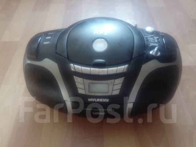 Продам магнитофон - бумбокс, б/у, в наличии. Цена: 1 600₽ во Владивостоке