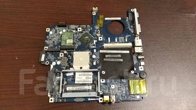 Acer Aspire 5520. 15.4", 1,9����, ��� 2048 ��, WiFi: 1, Bluetooth: 1 ����