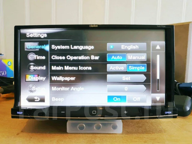 Clarion NX702 ����