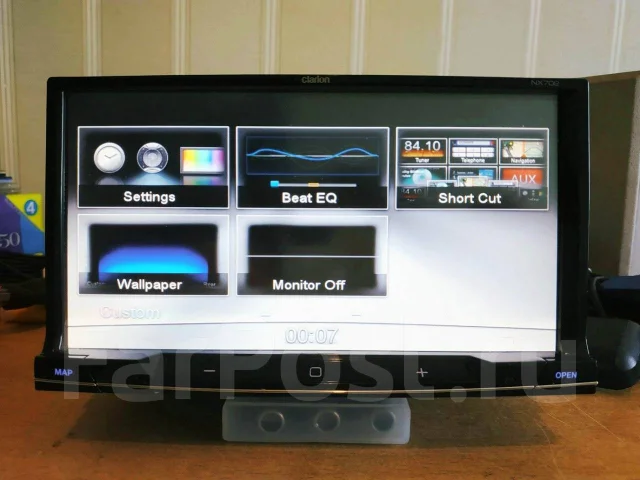 Clarion NX702 ����