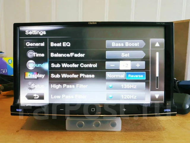 Clarion NX702 ����