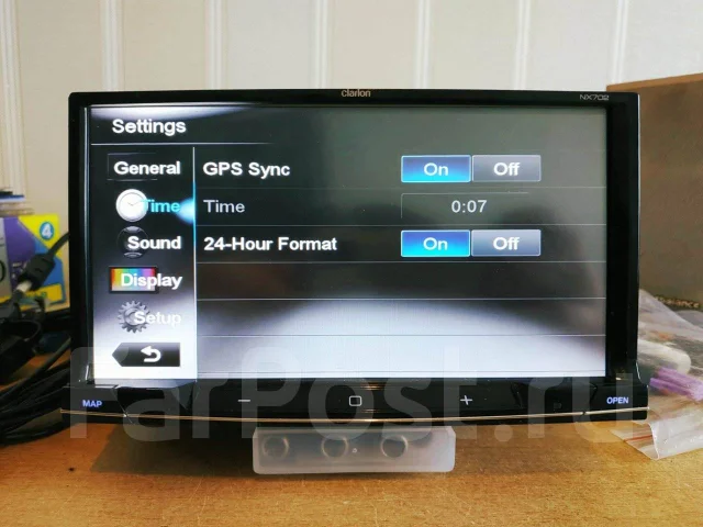 Clarion NX702 ����