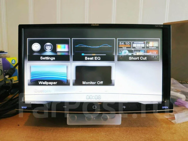Clarion NX702 ����