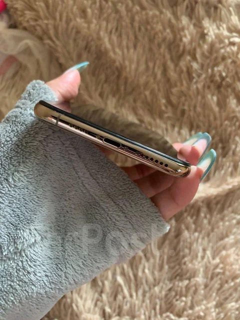 Apple iPhone Xs Max. �/�, �������, 3G, 4G LTE, NFC ����