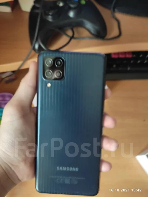 Samsung Galaxy M12. �����, ������, 4G LTE, Dual-SIM, NFC ����