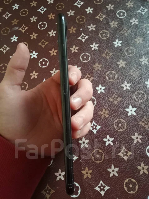 Apple iPhone 7 Plus. �����, ������, 4G LTE, NFC ����