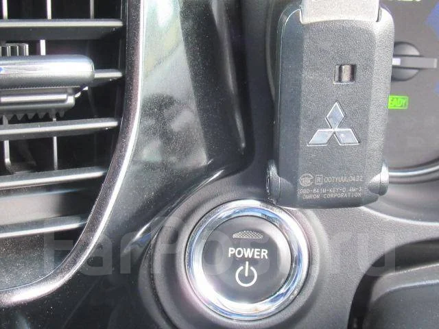 Mitsubishi Outlander. ��������, 4wd, 2.4 (128��.�.), ������, 38 000����. ��, �/�. ��� ����� �� ������������ ����