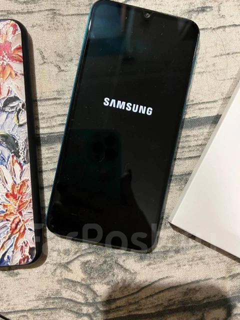 Samsung Galaxy M21. �/�, ���������, 3G, 4G LTE, Dual-SIM, NFC ����