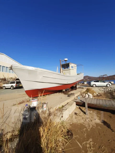 Yanmar. 1990 ���, ����� 11��., ��������� ������������, 300��.�., ������ ����