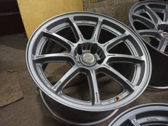 RAYS Gram Lights 57G. 8.5/9.5x18", 5x114.3, ET43/12 ����