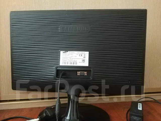Samsung. 18.5" ����
