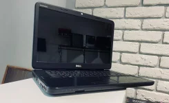 Dell Inspiron N5050 ����