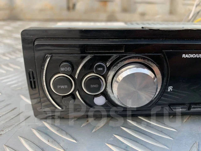 ���������� USB AUX SD � ����� ����