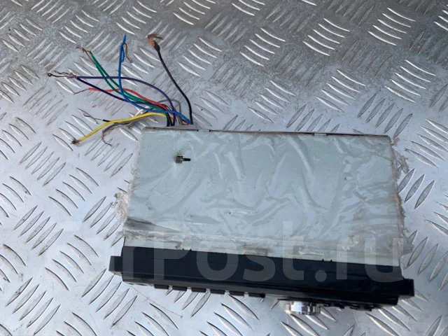 ���������� USB AUX SD � ����� ����