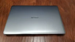 Asus VivoBook Max. 15.6", 1,2����, ��� 4 ��, ���� 500���, WiFi: 1, Bluetooth: 1, ����������� �� 6��. ����