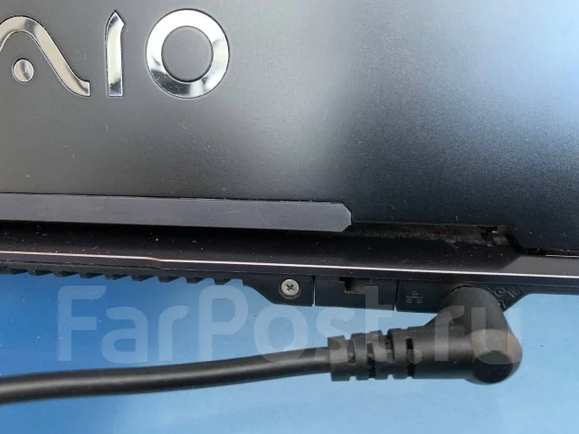 Sony VAIO Duo 11. 11", 2,4����, ��� 8 ��, ���� 200���, WiFi: 1, Bluetooth: 1 ����