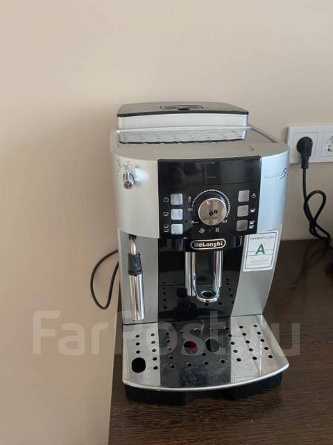 Кофемашина DeLonghi Magnifica S - Мелкая кухонная техника во Владивостоке