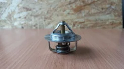 ��������� 82". �����. Mazda F8. FE. Capella.626 GC/GD/GV, Nissan Vanette F8 8AB915171 ����