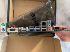 LGA1200 ����