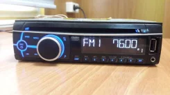 Clarion CZ202 ����