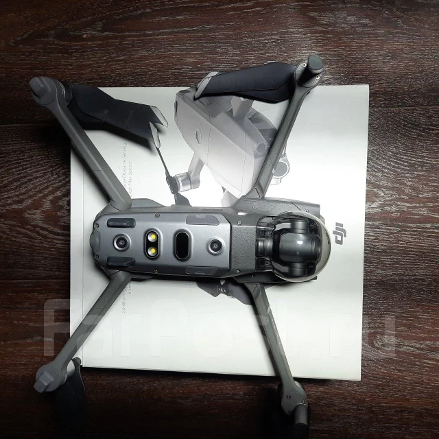 DJI Mavic 2 Zoom ����