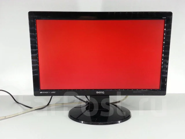 BenQ. 19" ����