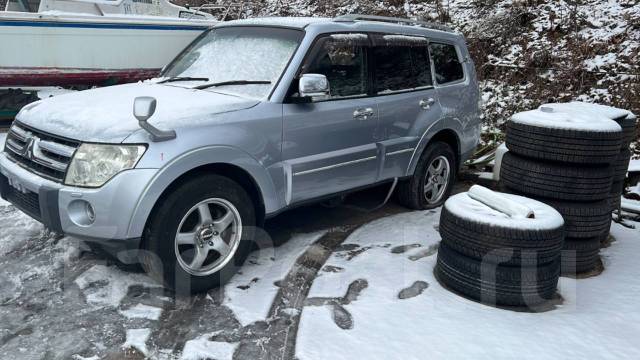 Домкрат штатный для Mitsubishi Pajero, 4 купить во Владивостоке по цене ...